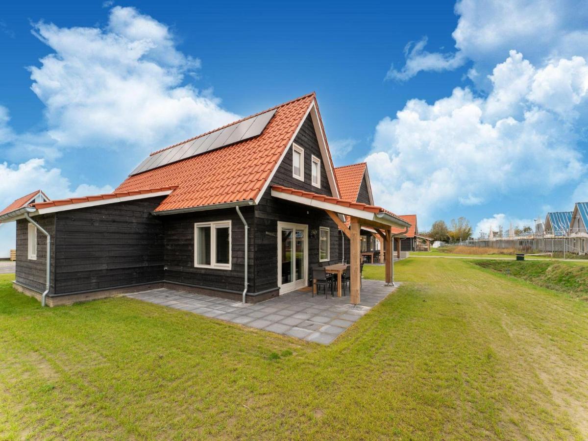 Holiday Home In Scherpenisse With Bubble Bath Esterno foto