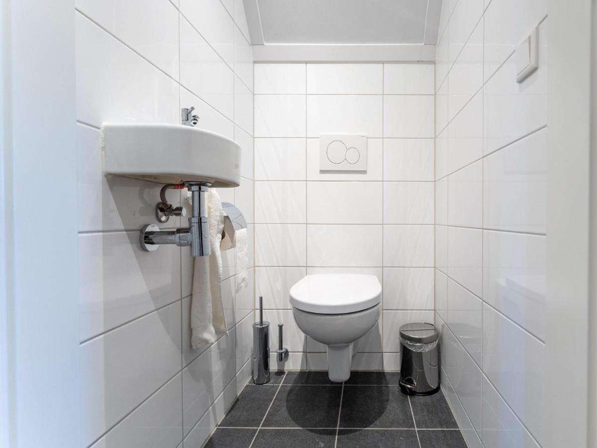 Holiday Home In Scherpenisse With Bubble Bath Esterno foto